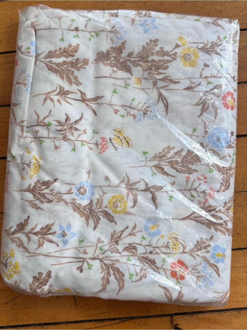 Vintage bon bon floral nwt Twin size flat Sheet bedding white cream tan 90s 80s